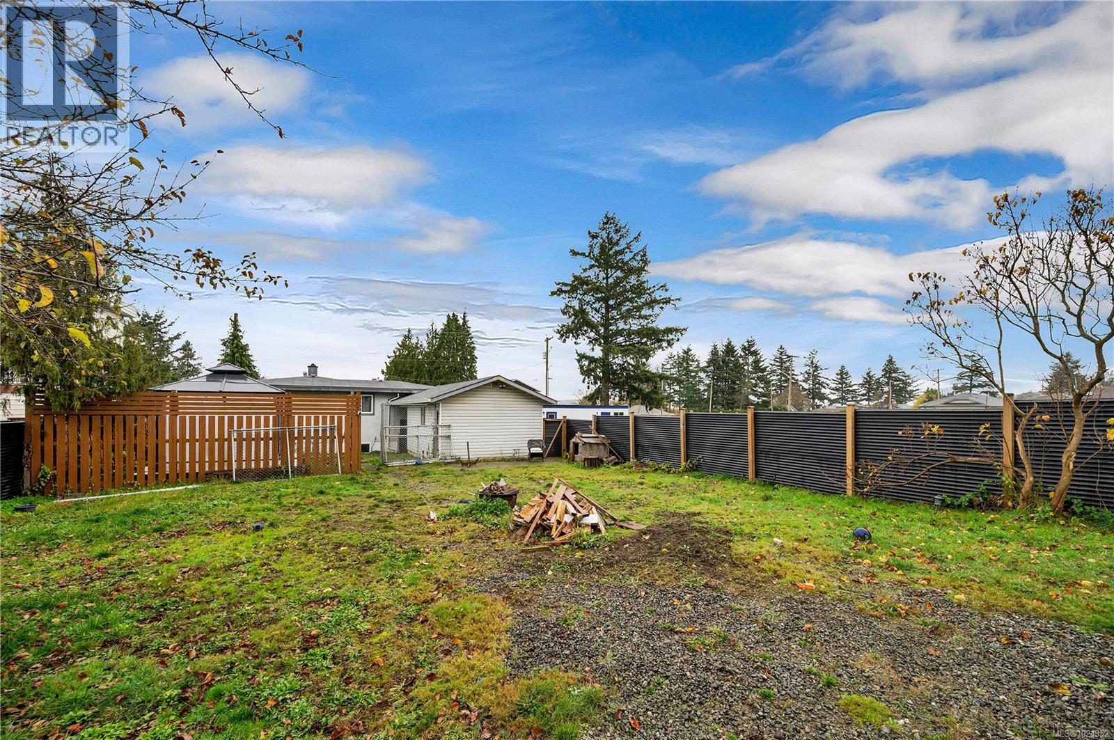 800 Alder St, Campbell River, British Columbia  V9W 2P5 - Photo 36 - 1021352