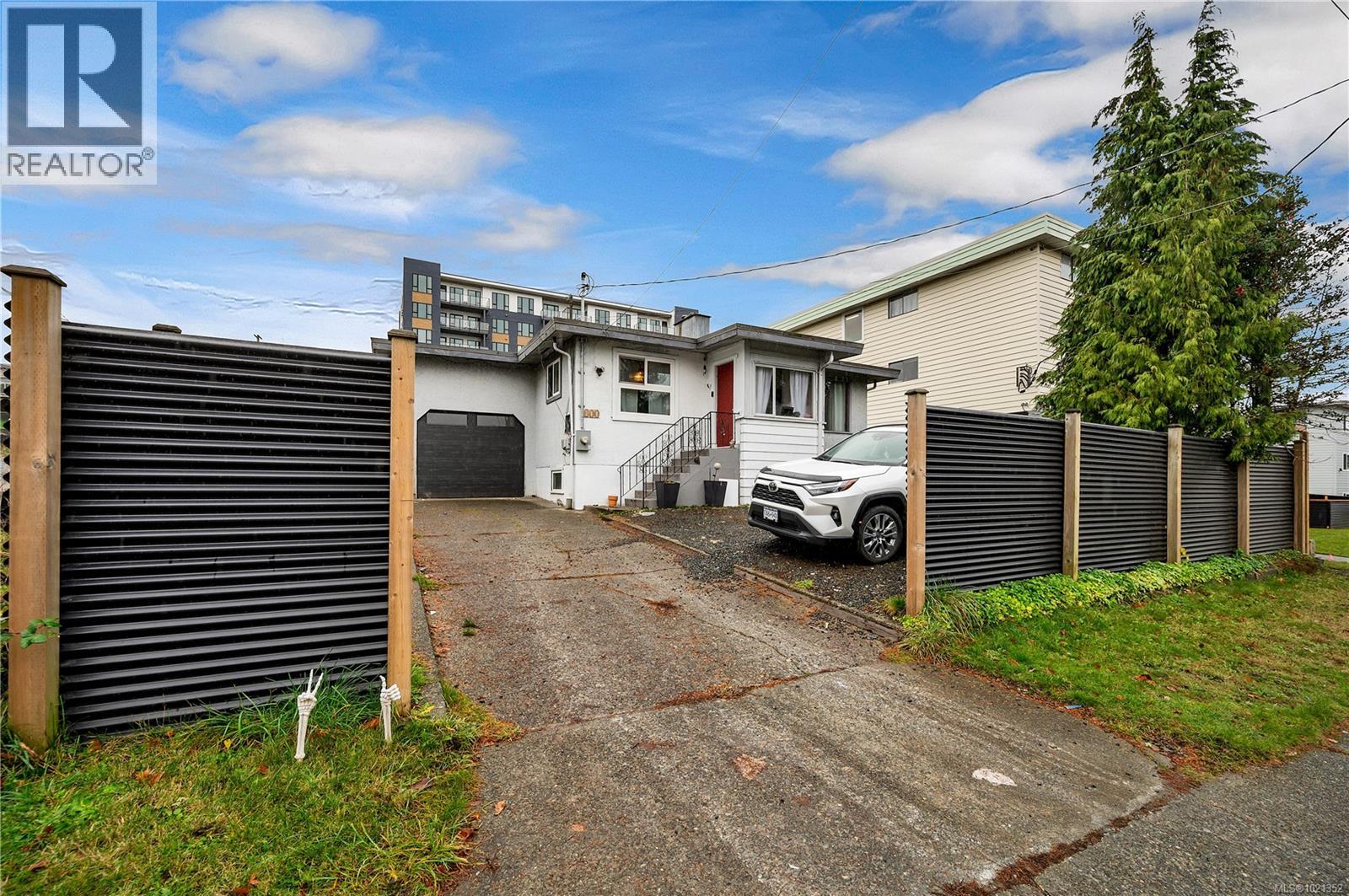 800 Alder St, Campbell River, British Columbia  V9W 2P5 - Photo 38 - 1021352