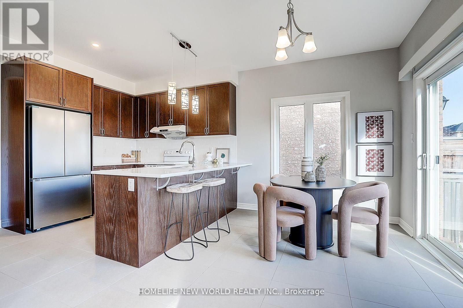 2002 Cocklin Crescent, Oshawa, Ontario  L1K 0T6 - Photo 15 - E12587024