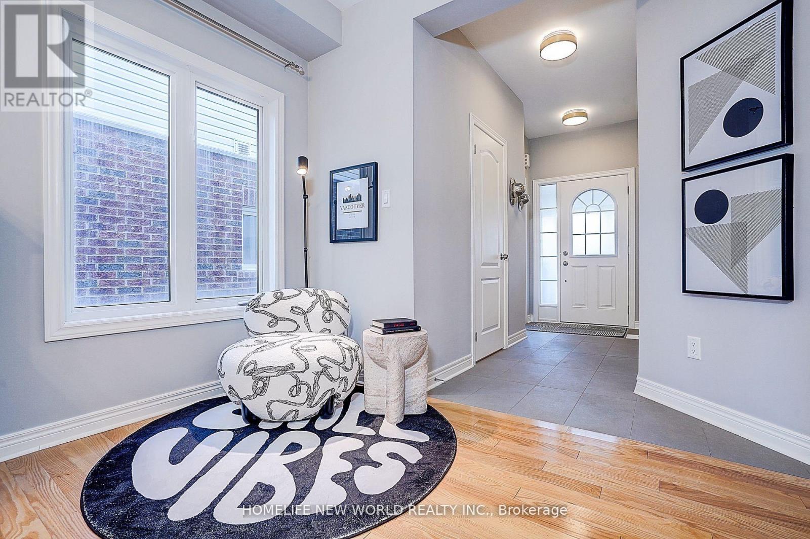 2002 Cocklin Crescent, Oshawa, Ontario  L1K 0T6 - Photo 5 - E12587024