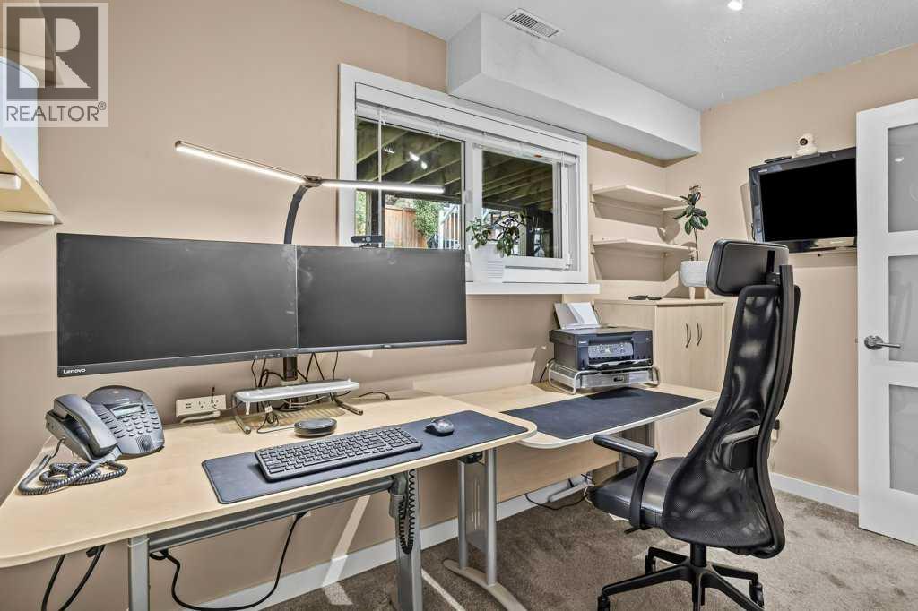 319 Hoodoo Crescent, Canmore, Alberta T1W 1A8 - Photo 38 - A2257934