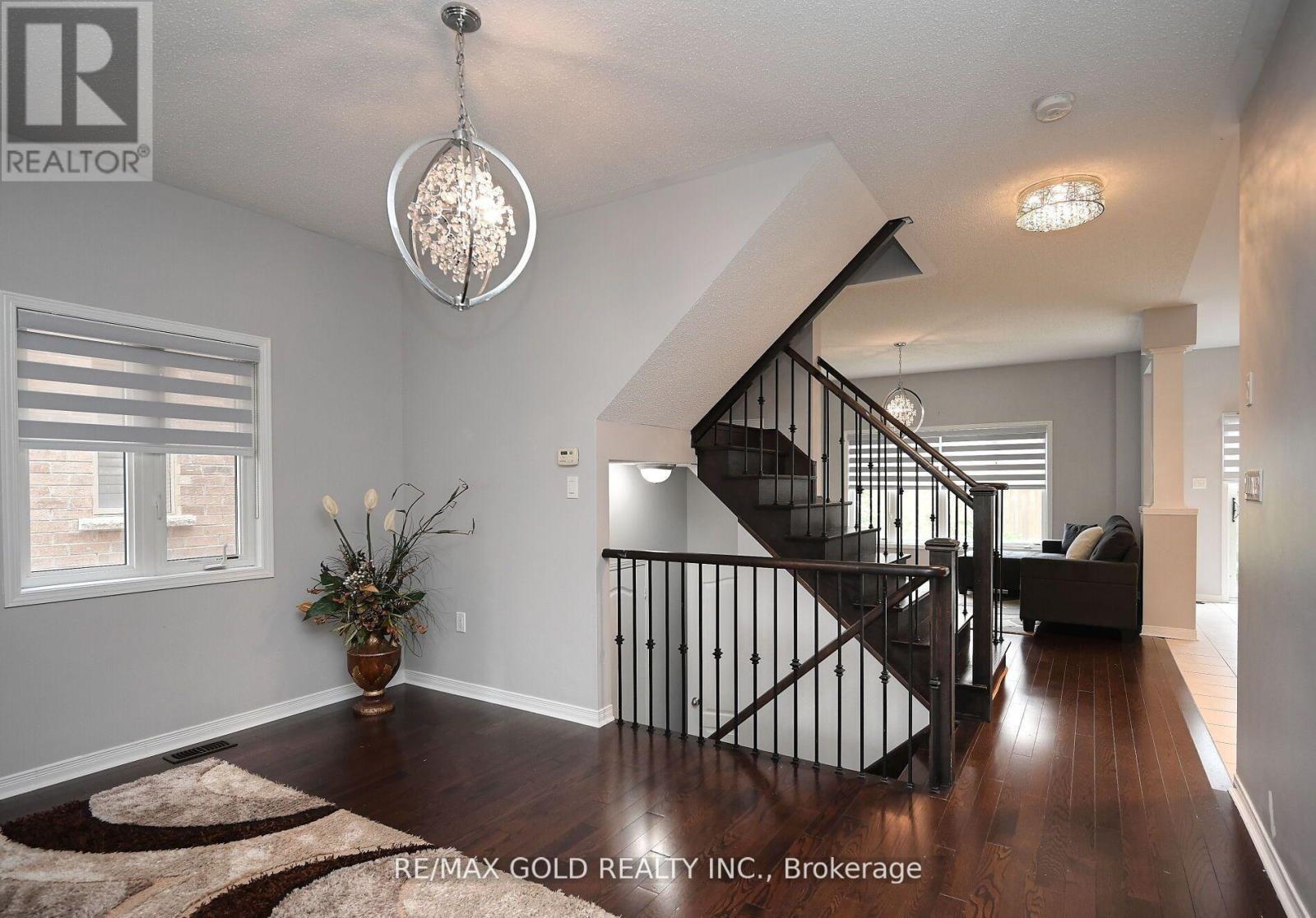 96 Ledger Point Crescent, Brampton, Ontario  L6R 3W1 - Photo 10 - W12587004