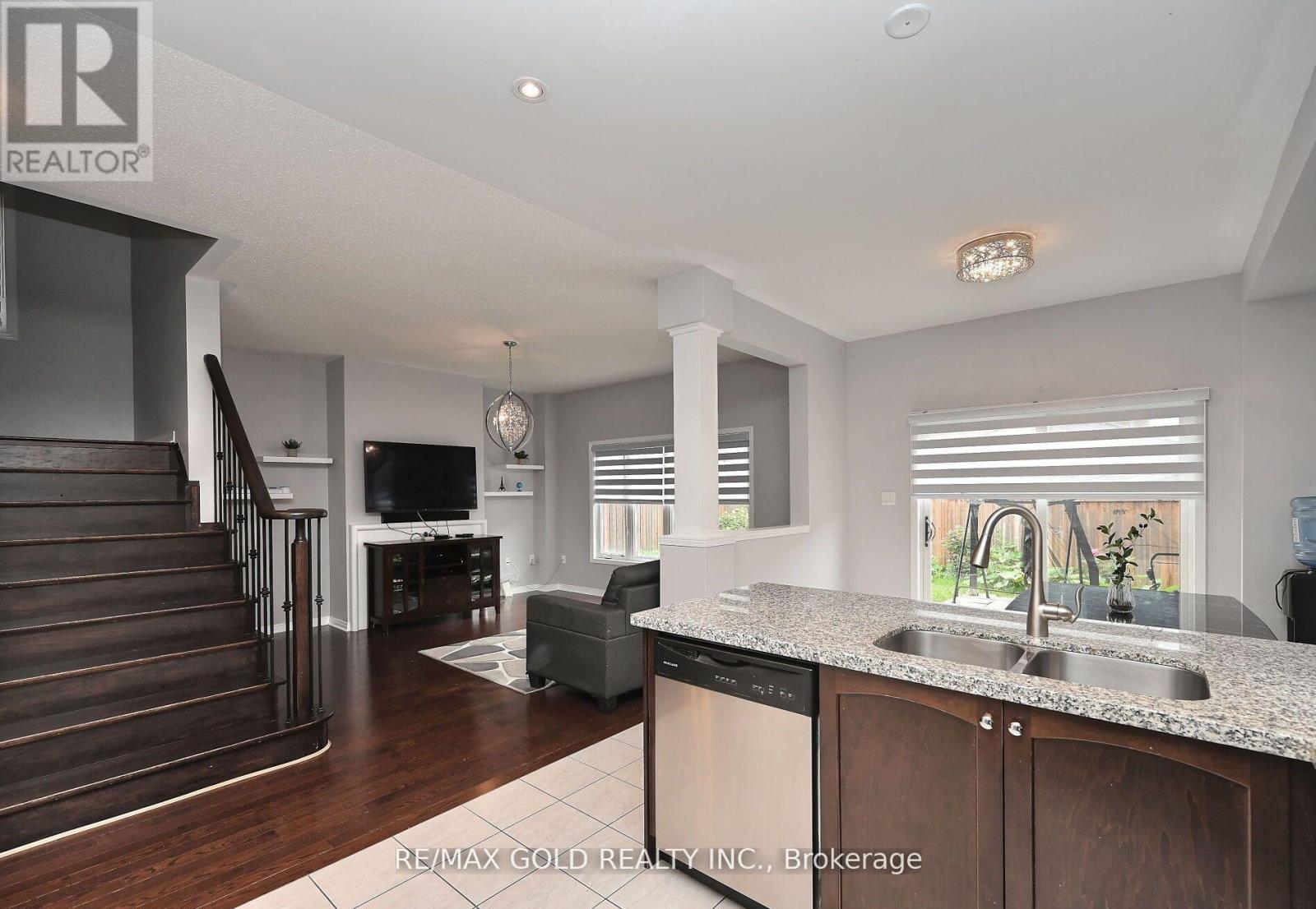 96 Ledger Point Crescent, Brampton, Ontario  L6R 3W1 - Photo 16 - W12587004