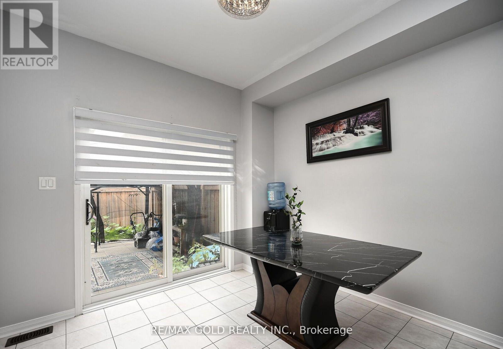 96 Ledger Point Crescent, Brampton, Ontario  L6R 3W1 - Photo 18 - W12587004