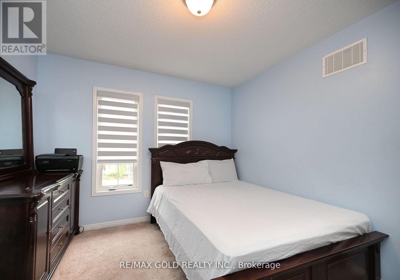 96 Ledger Point Crescent, Brampton, Ontario  L6R 3W1 - Photo 29 - W12587004