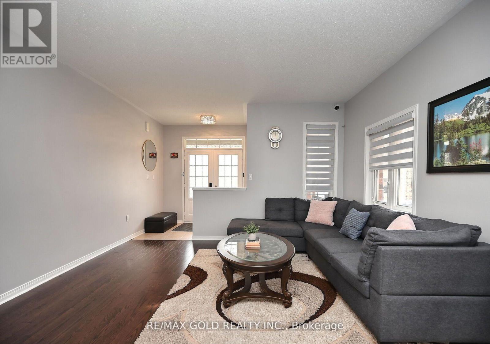 96 Ledger Point Crescent, Brampton, Ontario  L6R 3W1 - Photo 8 - W12587004