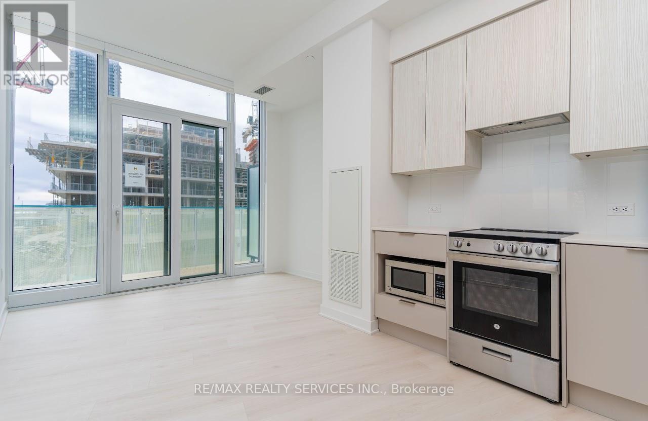 301 - 3900 Confederation Parkway, Mississauga, Ontario  L5B 0M3 - Photo 12 - W12587006