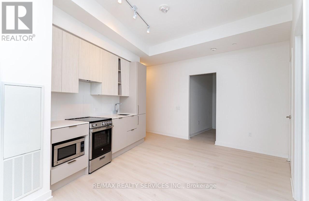 301 - 3900 Confederation Parkway, Mississauga, Ontario  L5B 0M3 - Photo 15 - W12587006