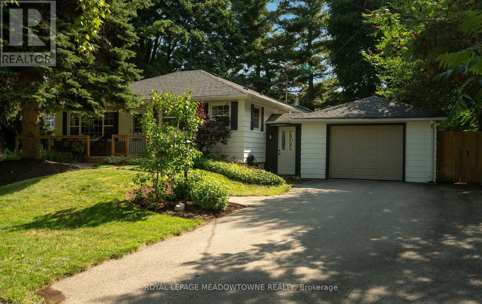 10182 Tenth Line Ne, Halton Hills, Ontario  L0P 1K0 - Photo 4 - W12587010