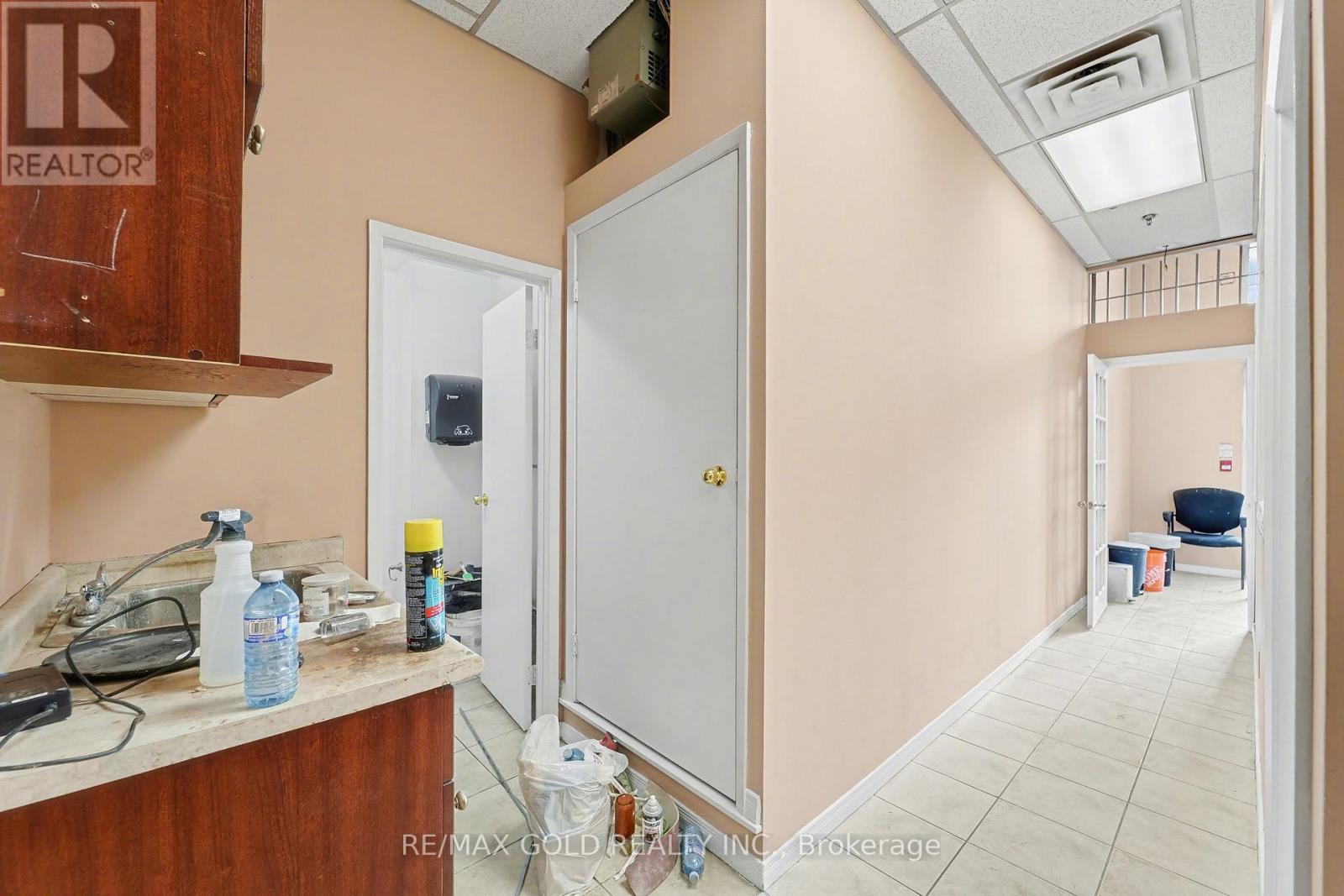 110 - 2985 Drew Road, Mississauga, Ontario  L4T 0A4 - Photo 17 - W12587020