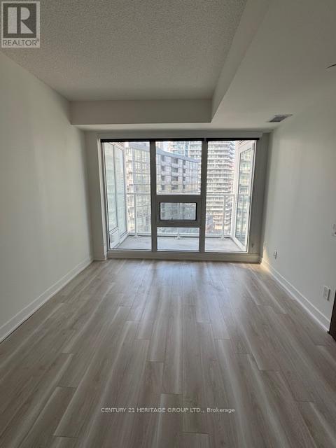 1515 - 19 Bathurst Street, Toronto, Ontario  M5V 2P1 - Photo 3 - C12586992