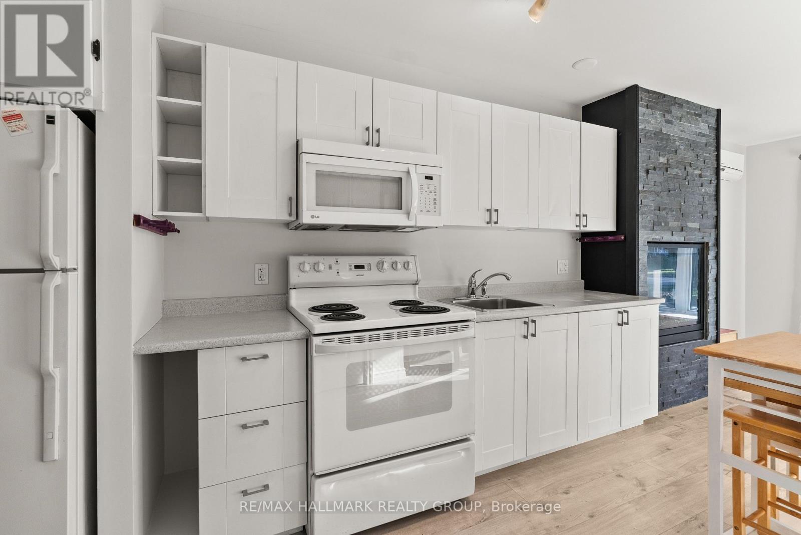 26 Ettrick Crescent, Ottawa, Ontario  K2J 1G1 - Photo 17 - X12491362