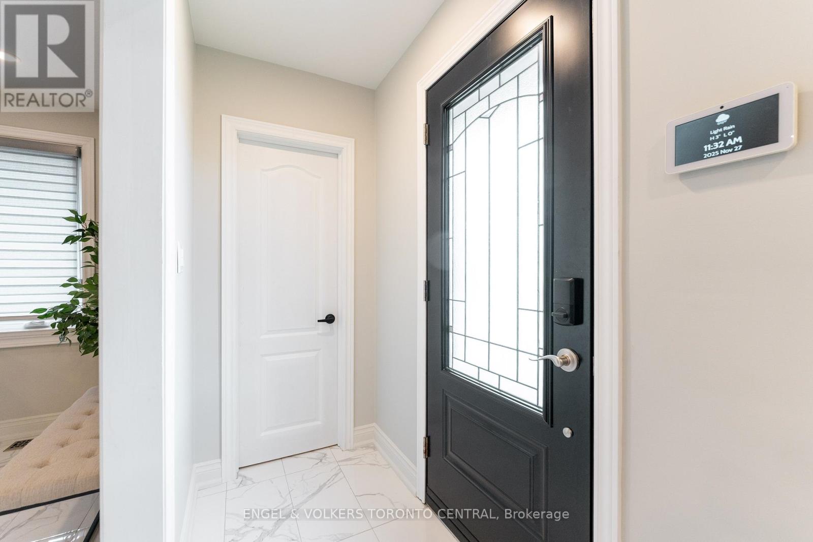 767 Phillip Murray Avenue, Oshawa, Ontario L1J 1J2 - Photo 2 - E12587030