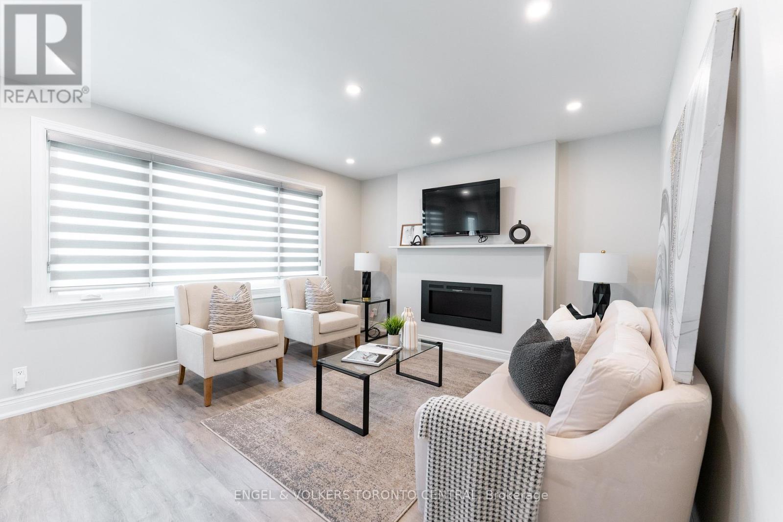 767 Phillip Murray Avenue, Oshawa, Ontario L1J 1J2 - Photo 8 - E12587030