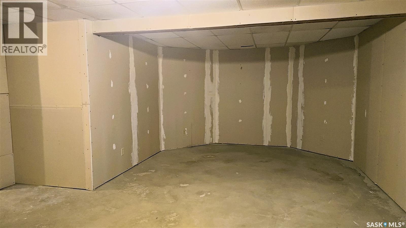 210 3rd Street E, Vanscoy, Saskatchewan  S0L 3J0 - Photo 23 - SK016687