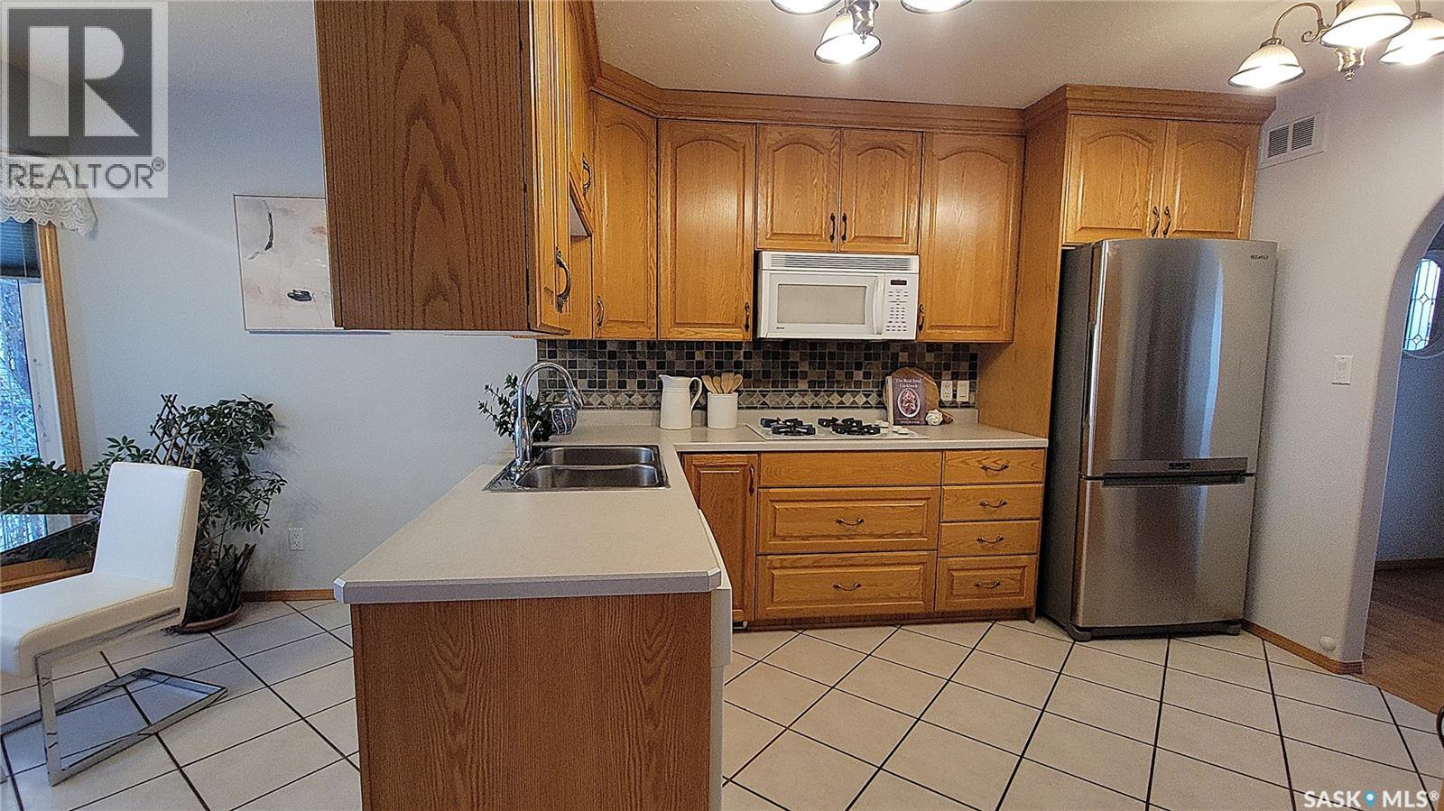 210 3rd Street E, Vanscoy, Saskatchewan  S0L 3J0 - Photo 7 - SK016687