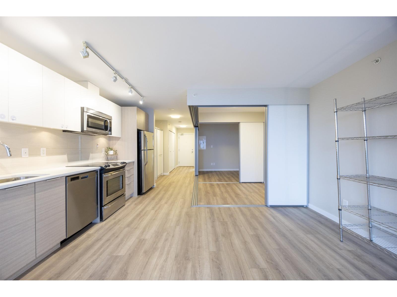 2306 13303 Central Avenue, Surrey, British Columbia  V3T 0K6 - Photo 8 - R3070914