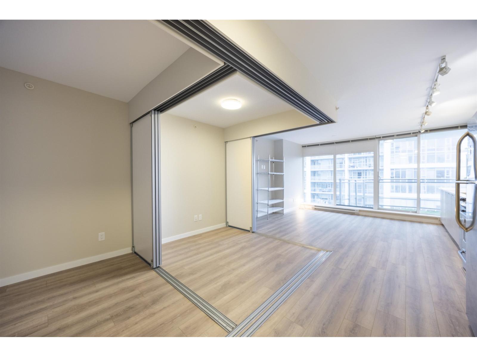 2306 13303 Central Avenue, Surrey, British Columbia  V3T 0K6 - Photo 11 - R3070914