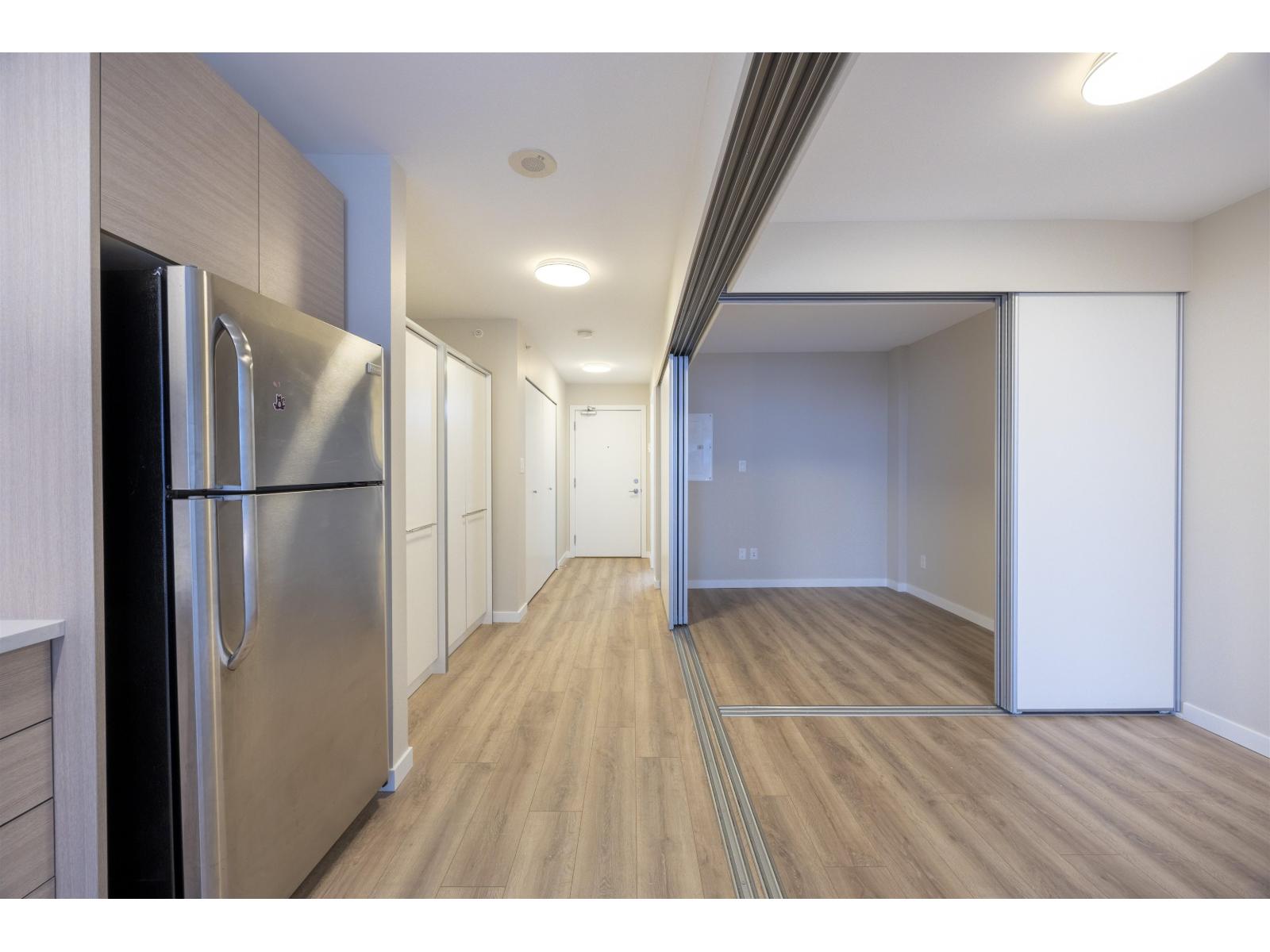 2306 13303 Central Avenue, Surrey, British Columbia  V3T 0K6 - Photo 9 - R3070914