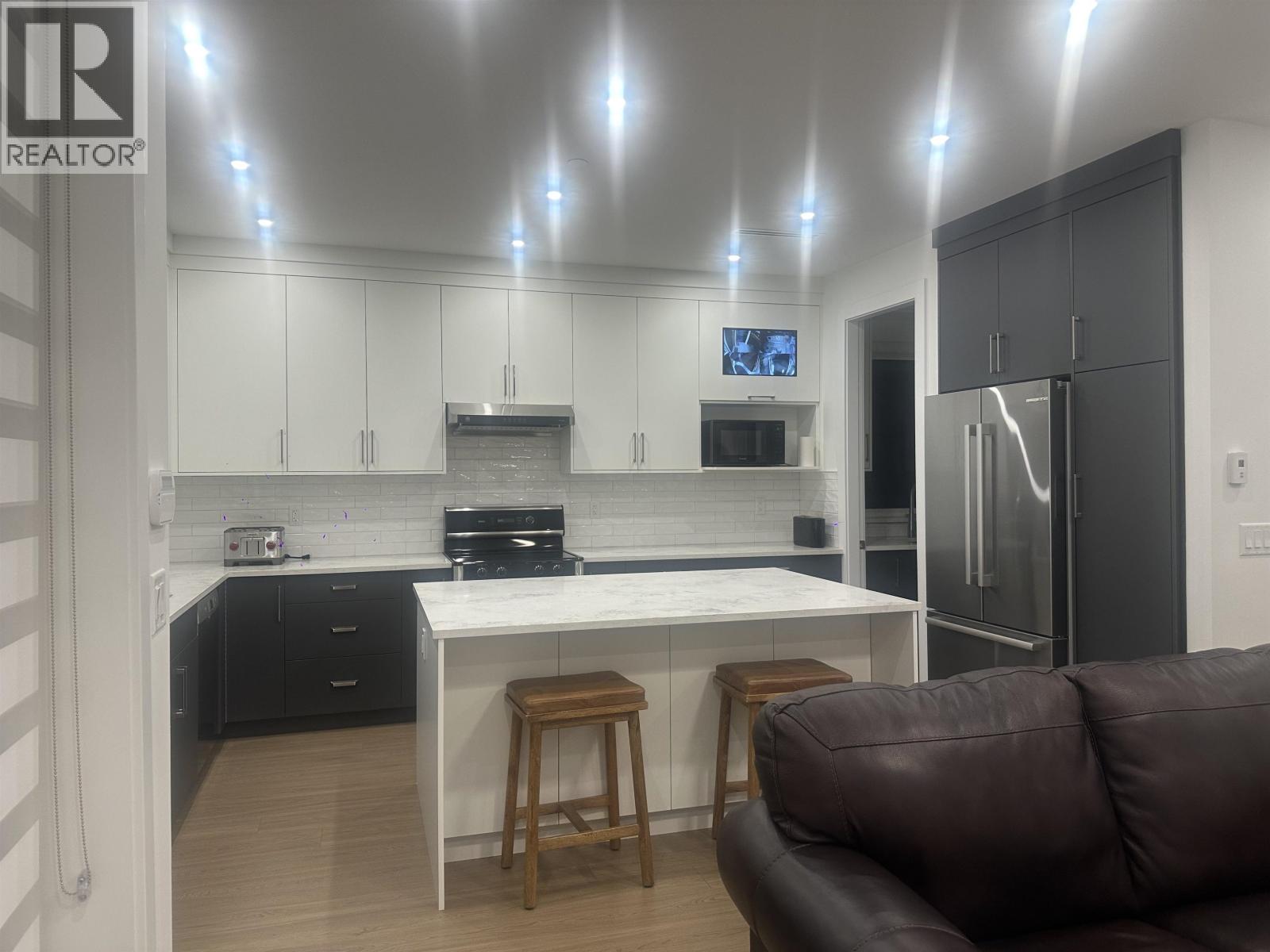 836 W 61st Avenue, Vancouver, British Columbia  V6P 2B7 - Photo 4 - R3069416