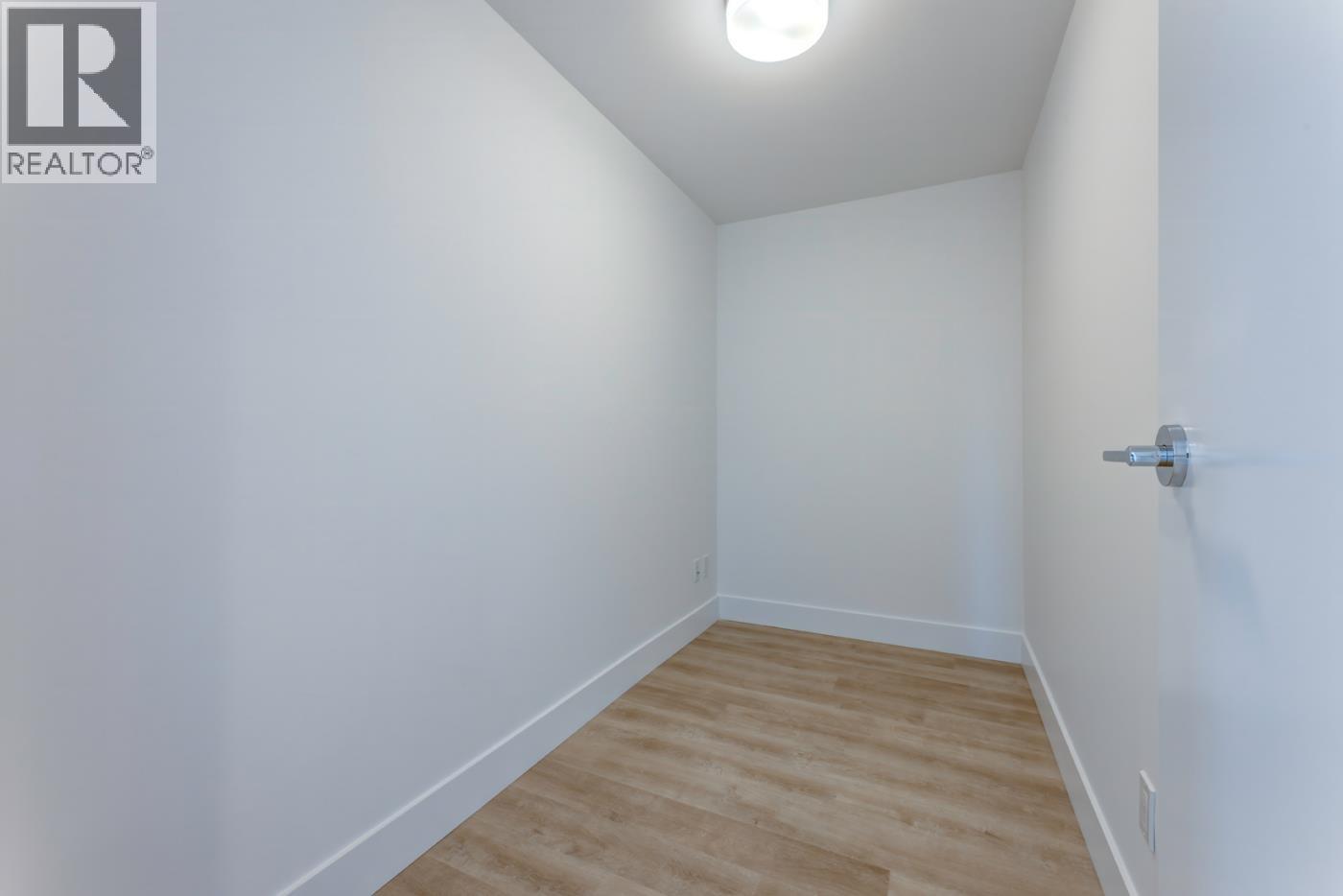 303 2375 Emery Court, North Vancouver, British Columbia  V7J 0E8 - Photo 23 - R3070804