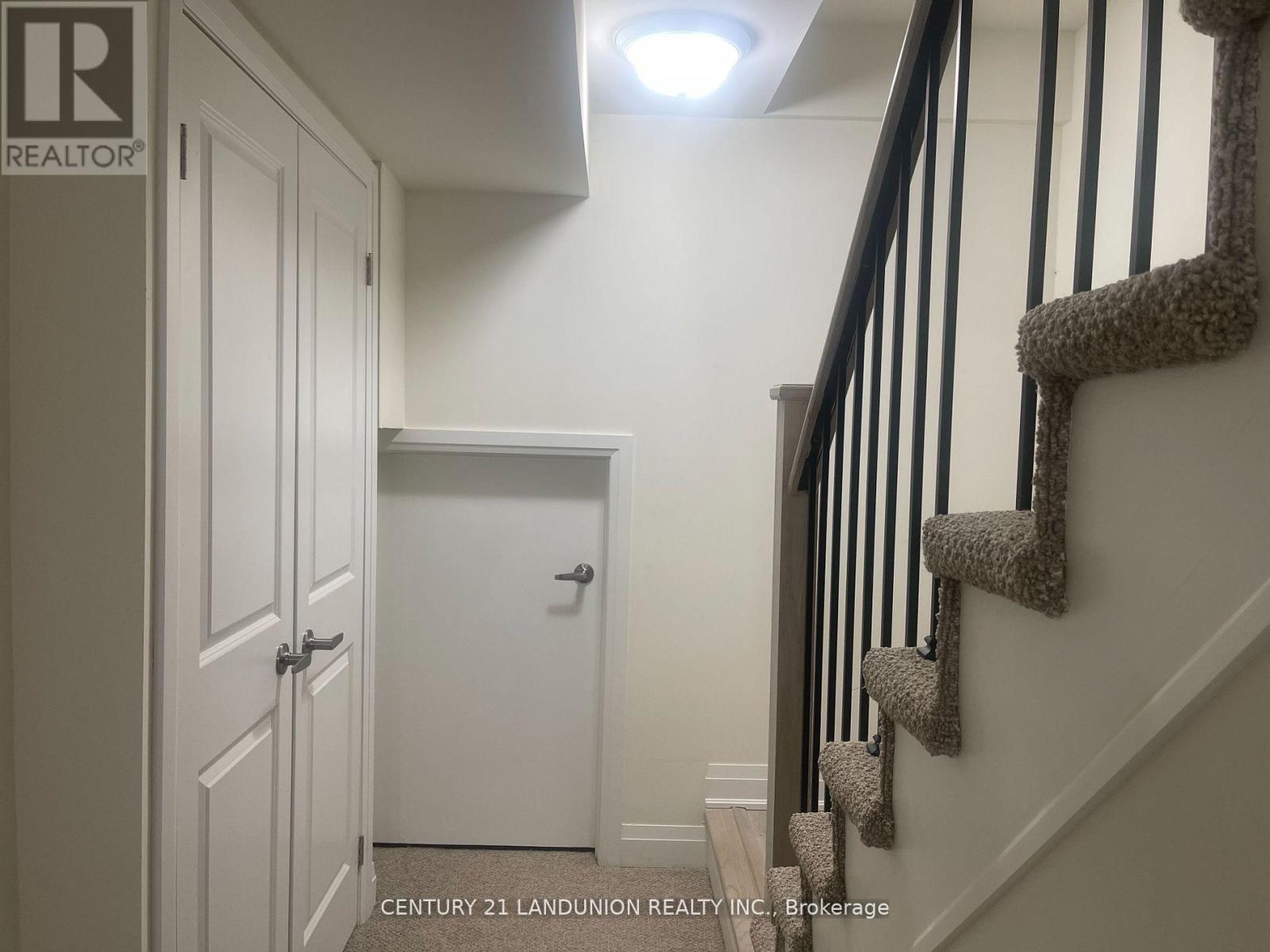 17 Mcconaghy Court, Vaughan, Ontario  L6A 5C1 - Photo 20 - N12587034