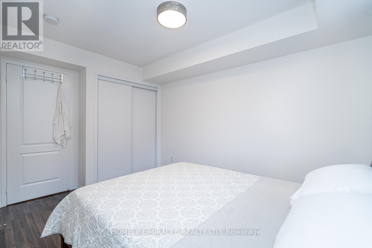 2 - 2476 Post Road N, Oakville, Ontario L6H 0K1 - Photo 26 - W12587058