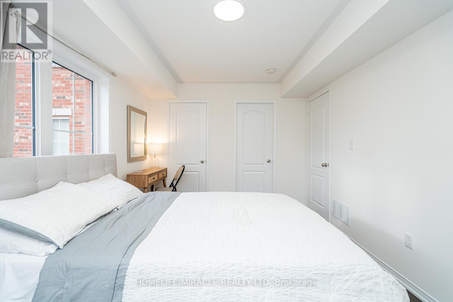 2 - 2476 Post Road N, Oakville, Ontario L6H 0K1 - Photo 35 - W12587058