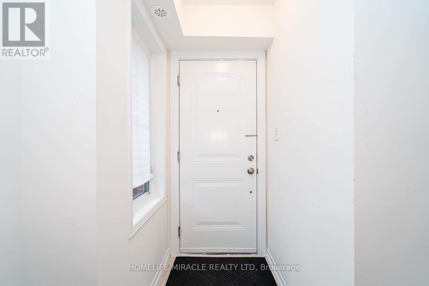 2 - 2476 Post Road N, Oakville, Ontario L6H 0K1 - Photo 8 - W12587058