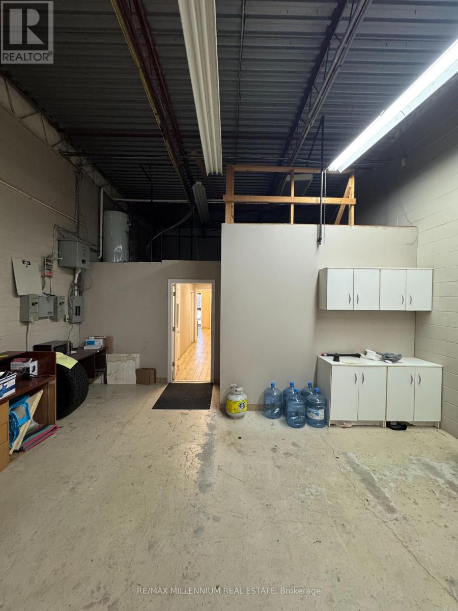 1079 Britannia Road E, Mississauga, Ontario  L4W 3X1 - Photo 10 - W12587062