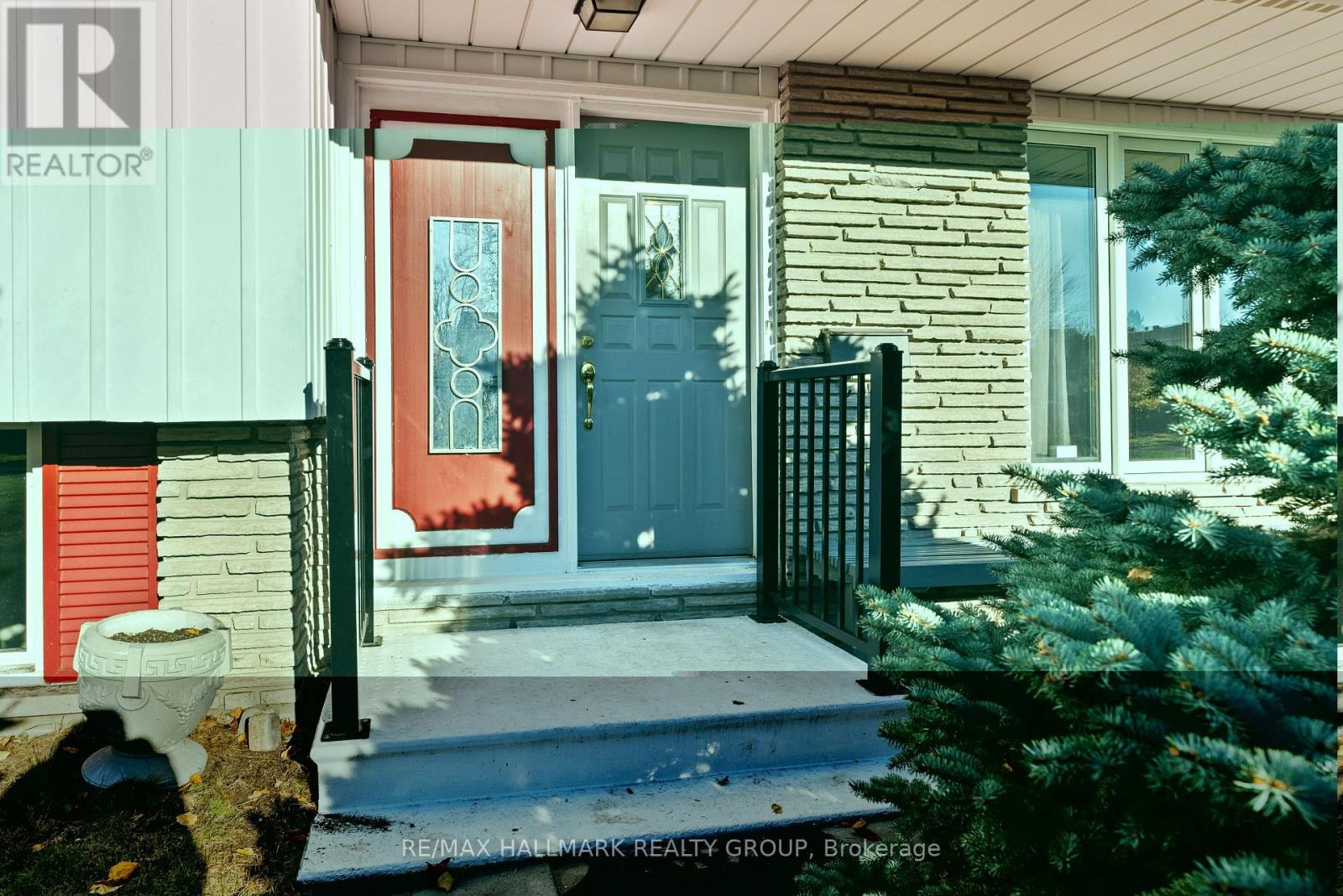 26 ETTRICK CRESCENT, Ottawa, Ontario