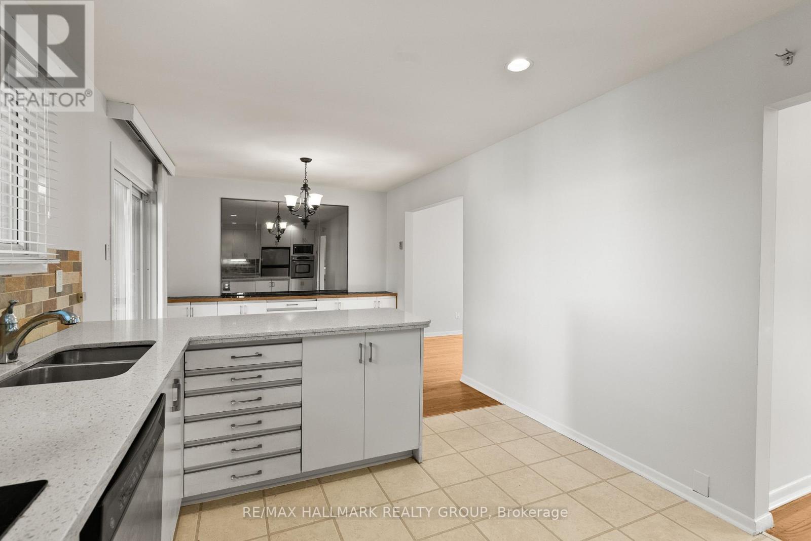 26 Ettrick Crescent, Ottawa, Ontario  K2J 1G1 - Photo 3 - X12491362