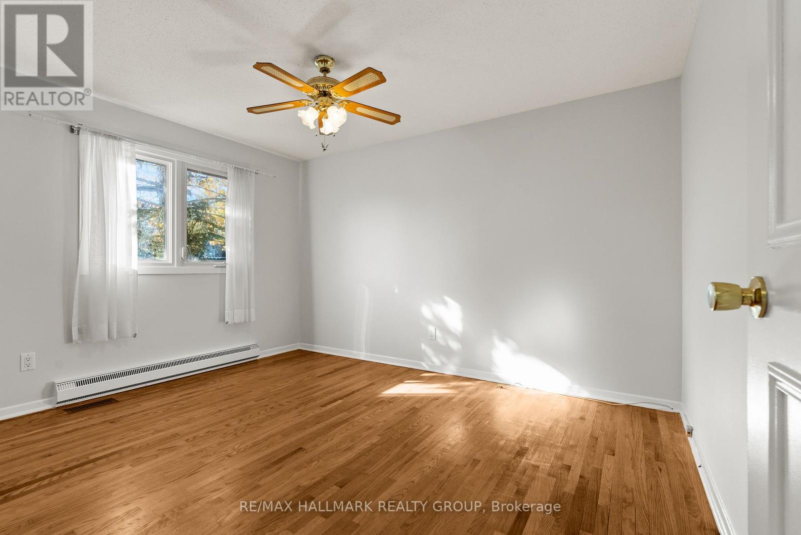 26 Ettrick Crescent, Ottawa, Ontario  K2J 1G1 - Photo 8 - X12491362