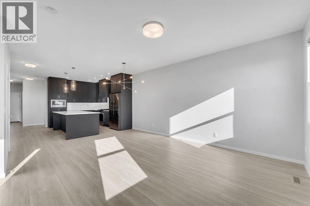 800 South Point Heath Sw, Airdrie, Alberta  T4B 5M7 - Photo 15 - A2267574