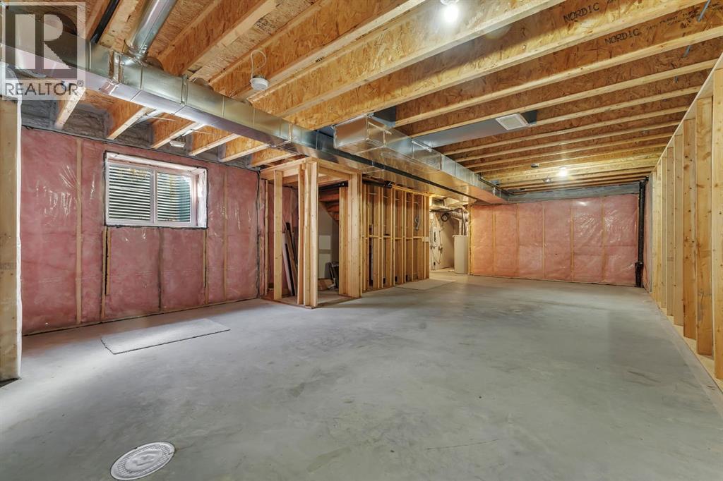 800 South Point Heath Sw, Airdrie, Alberta  T4B 5M7 - Photo 31 - A2267574