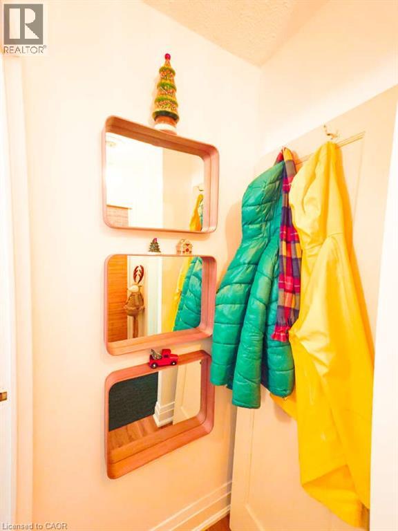 49 Queen Street Unit# 1004, Mississauga, Ontario  L5G 4N6 - Photo 2 - 40791194