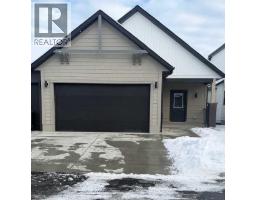 1901, 15 Coopersfield Link SW Coopers Crossing