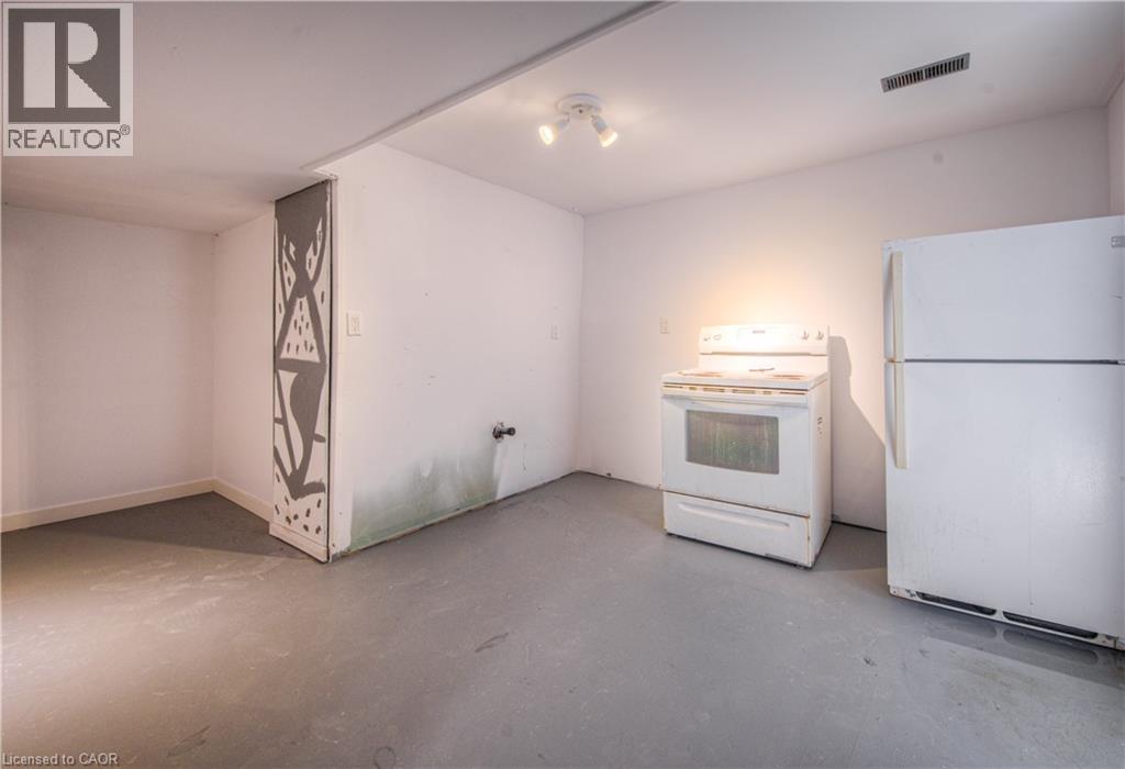 100 Westwood Road, Kitchener, Ontario N2M 2K6 - Photo 33 - 40790547