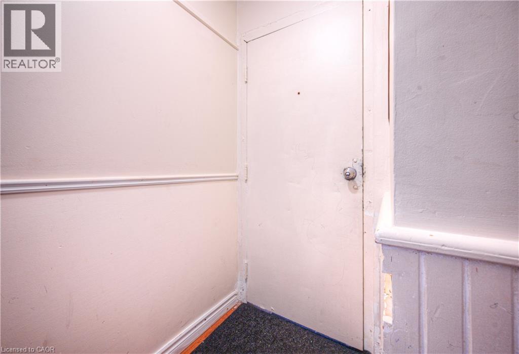 100 Westwood Road, Kitchener, Ontario N2M 2K6 - Photo 5 - 40790547