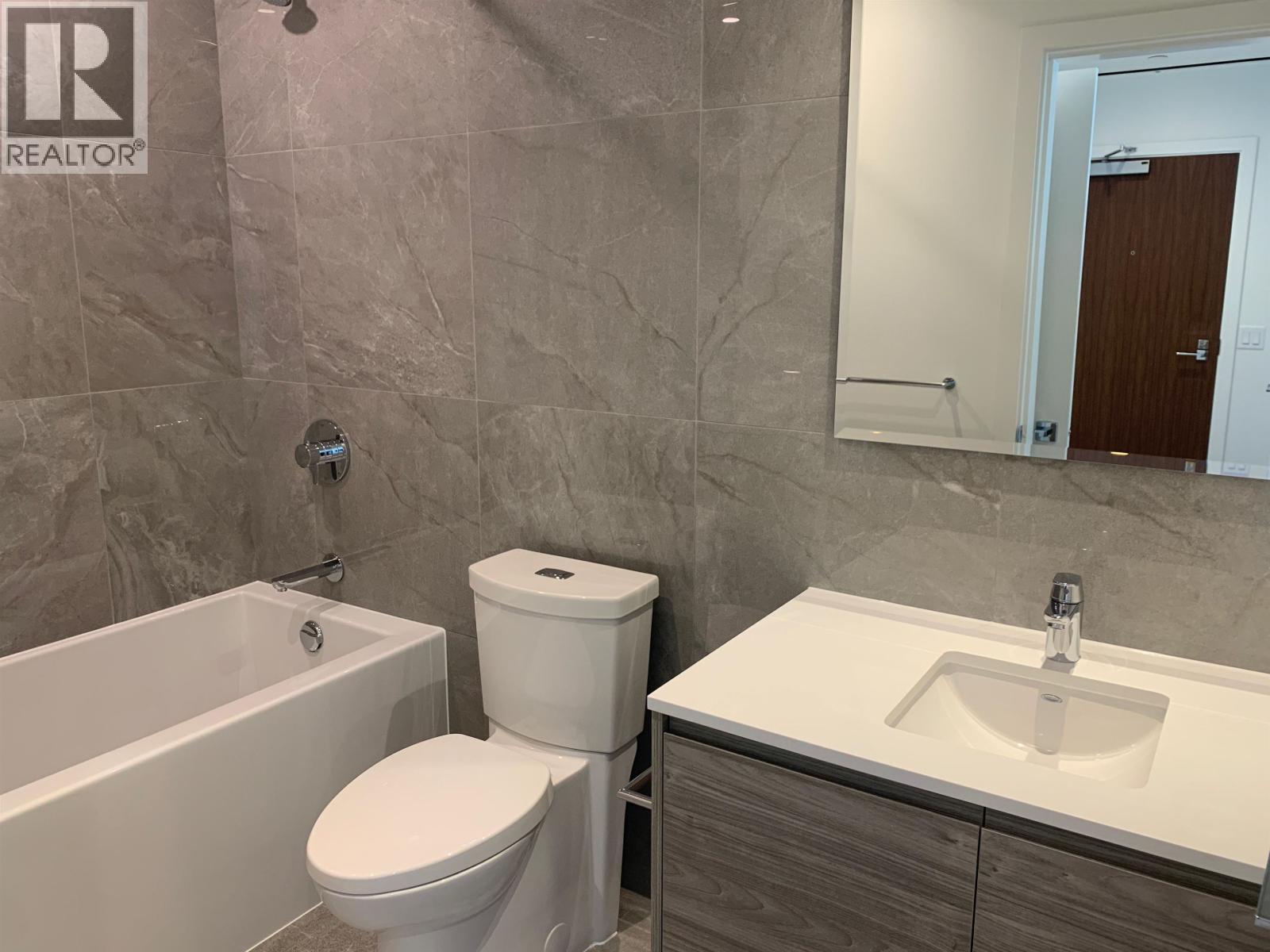 1604 680 Quayside Drive, New Westminster, British Columbia  V3M 6Z6 - Photo 12 - R3070986