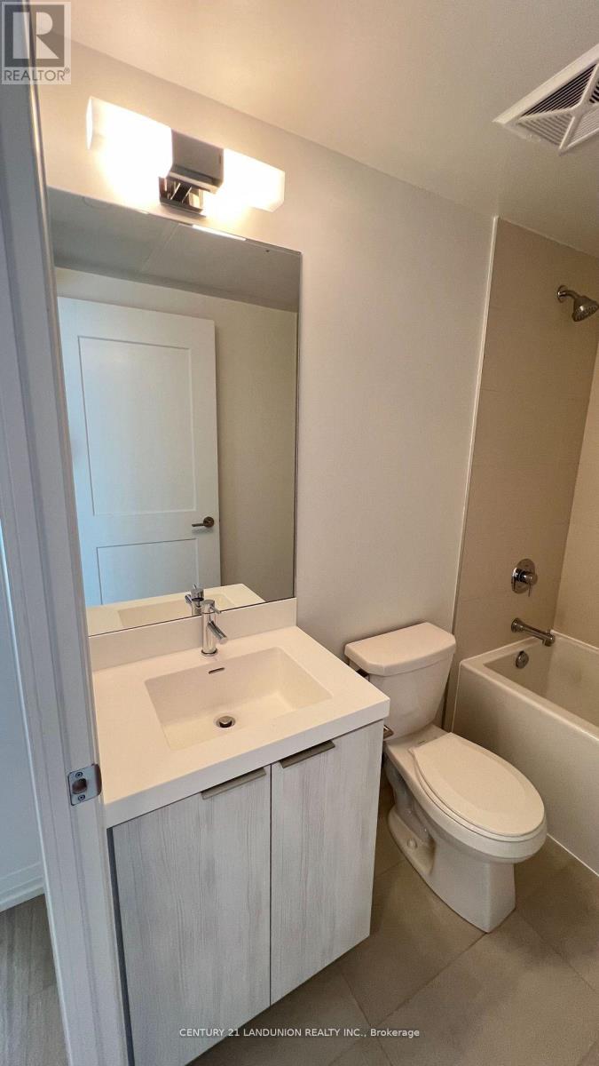 3707 - 8 Widmer Street, Toronto, Ontario  M5V 0W6 - Photo 10 - C12587082