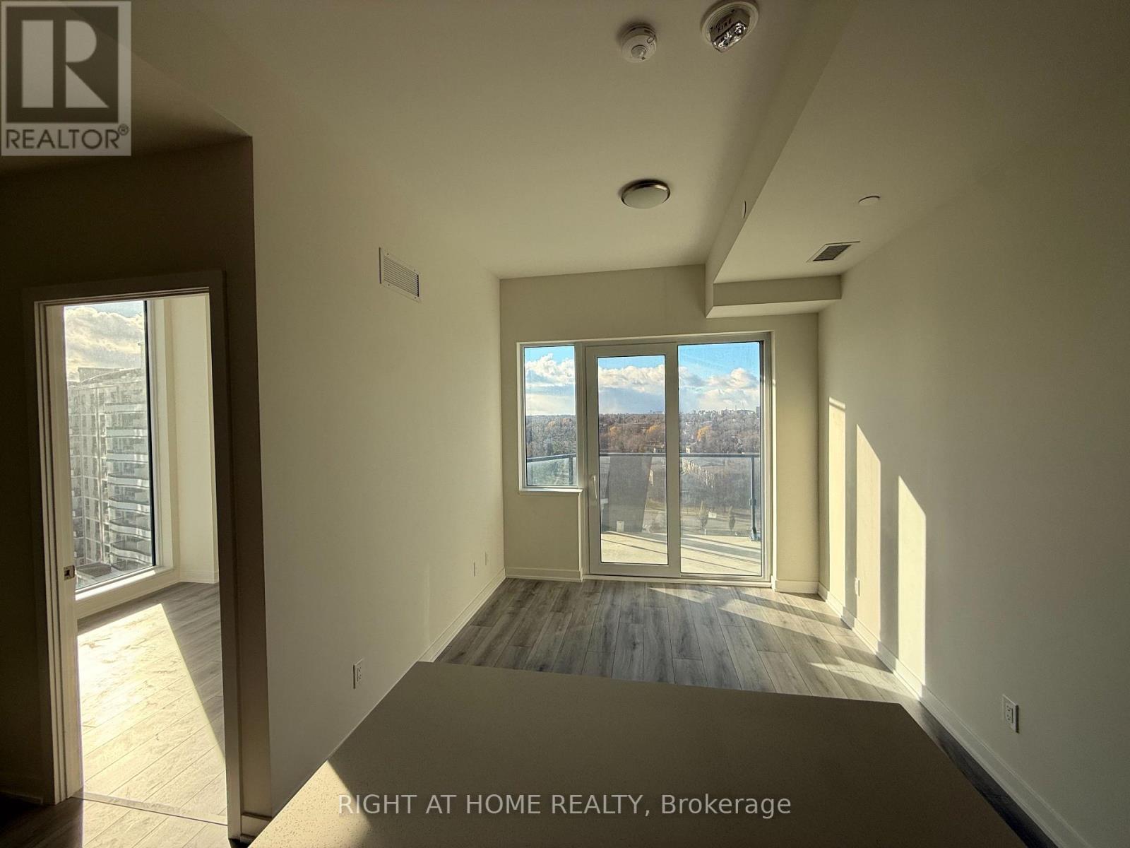 1405 - 15 Ellerslie Avenue, Toronto, Ontario  M2N 0L7 - Photo 6 - C12587094