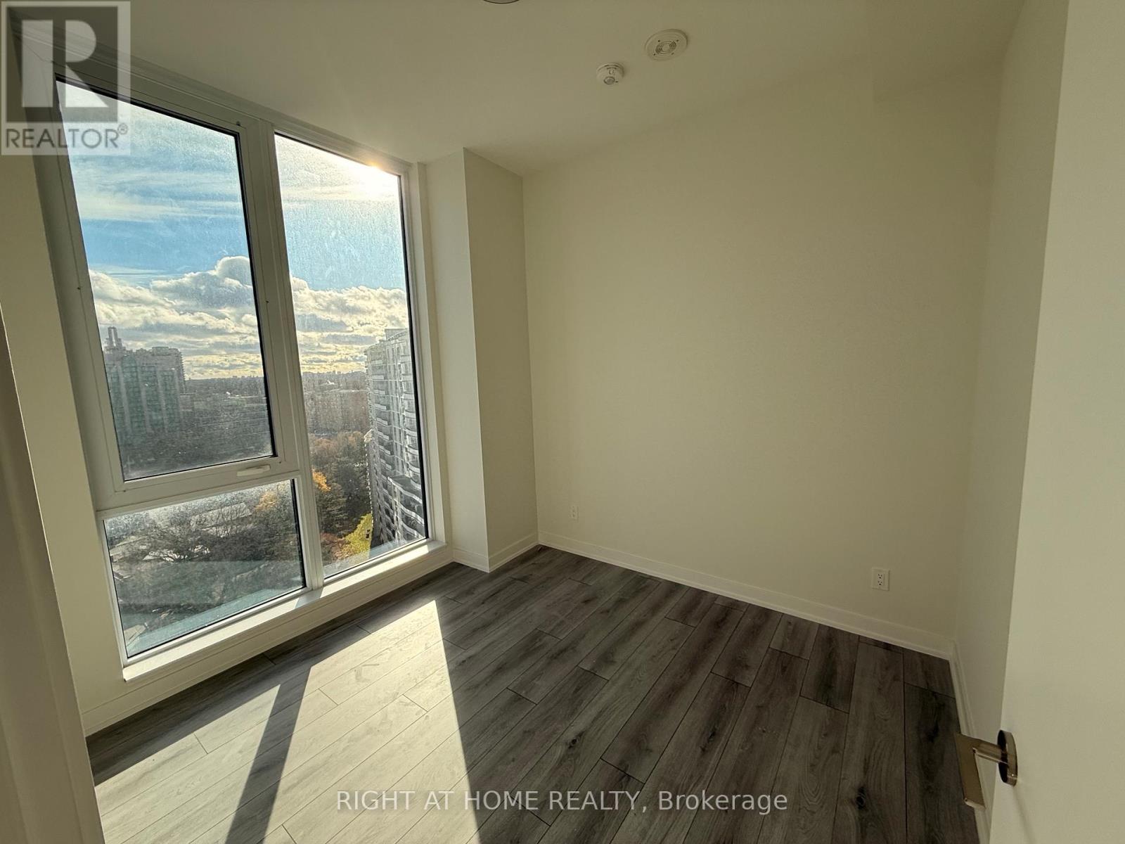 1405 - 15 Ellerslie Avenue, Toronto, Ontario  M2N 0L7 - Photo 8 - C12587094