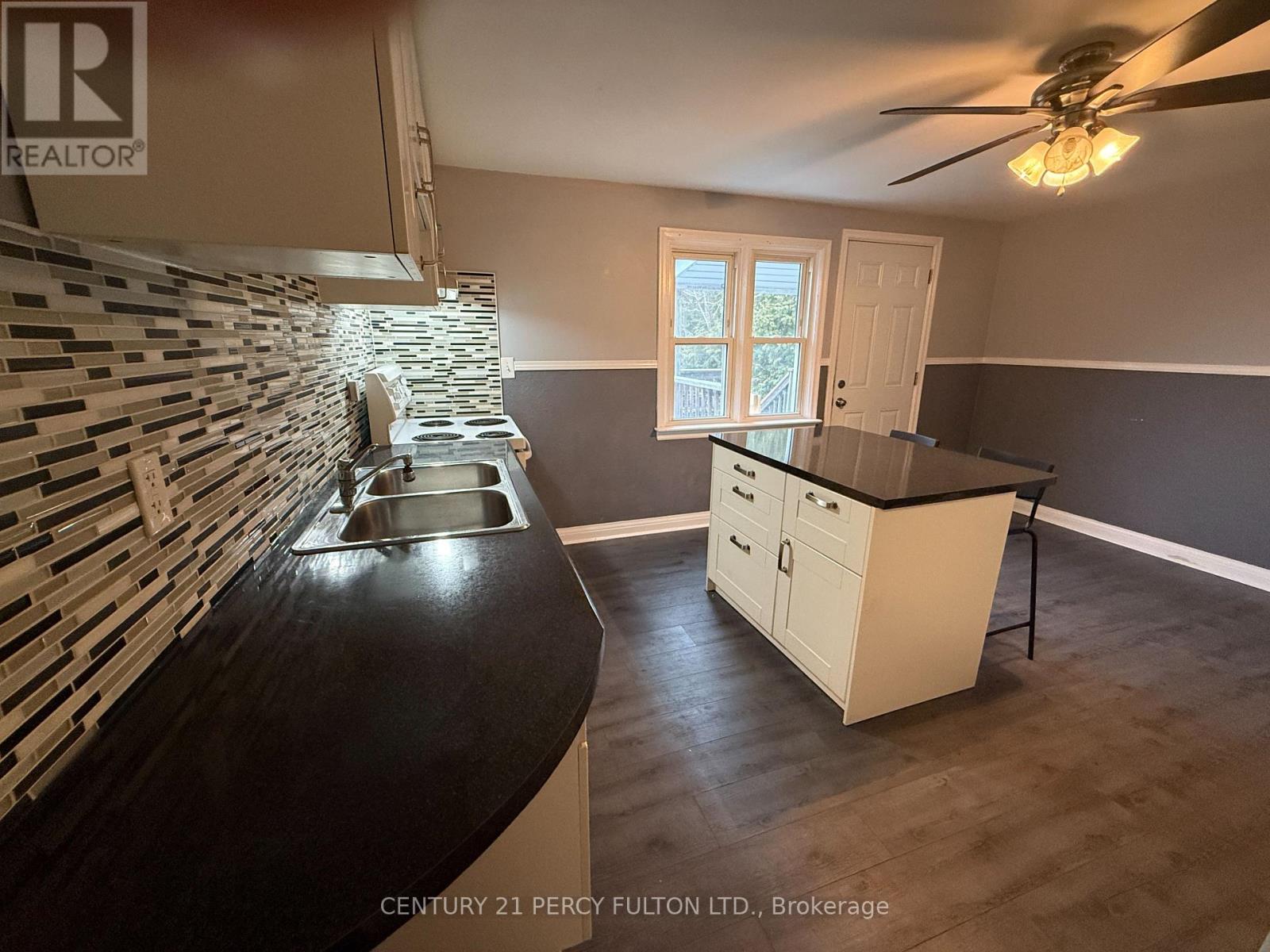 248 Toronto Avenue, Oshawa, Ontario L1H 3C1 - Photo 4 - E12586896