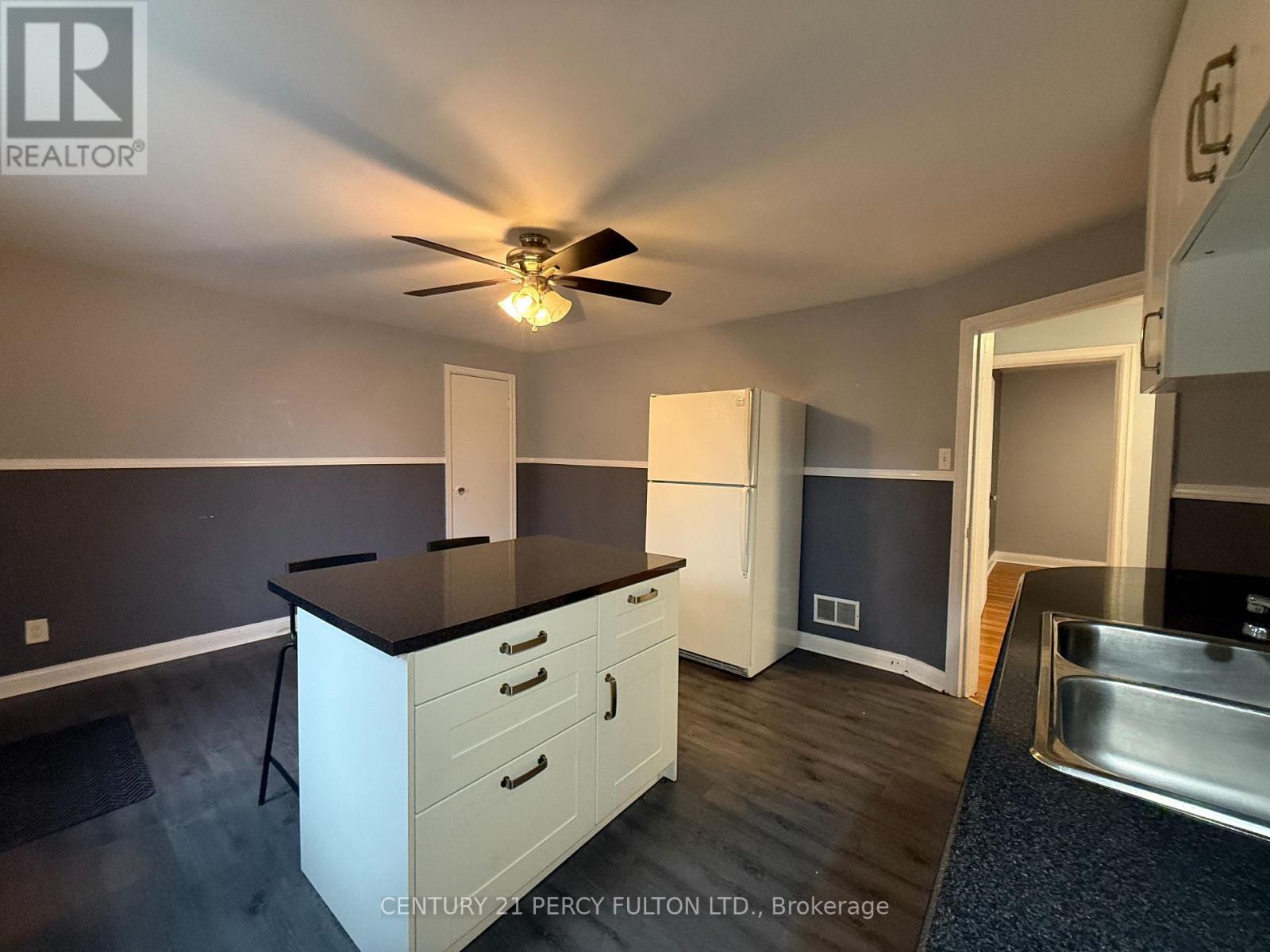 248 Toronto Avenue, Oshawa, Ontario L1H 3C1 - Photo 2 - E12586896