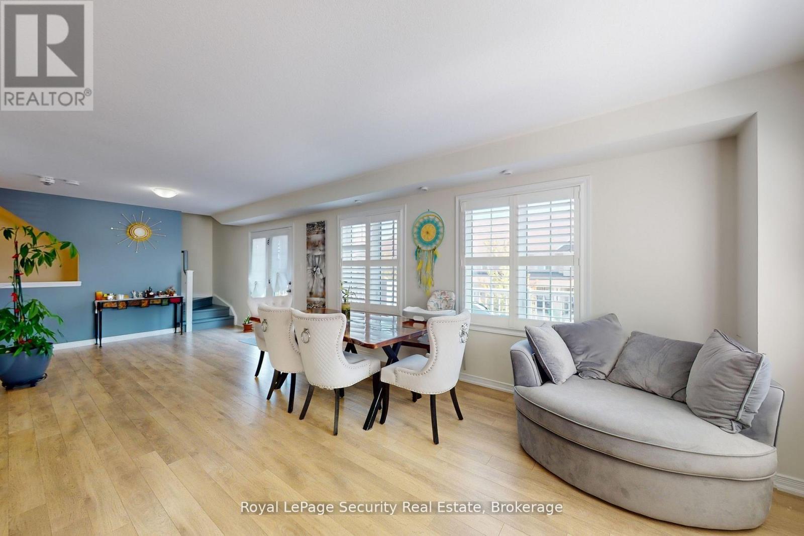 55 Golden Springs Drive, Brampton, Ontario  L7A 0C7 - Photo 12 - W12574640