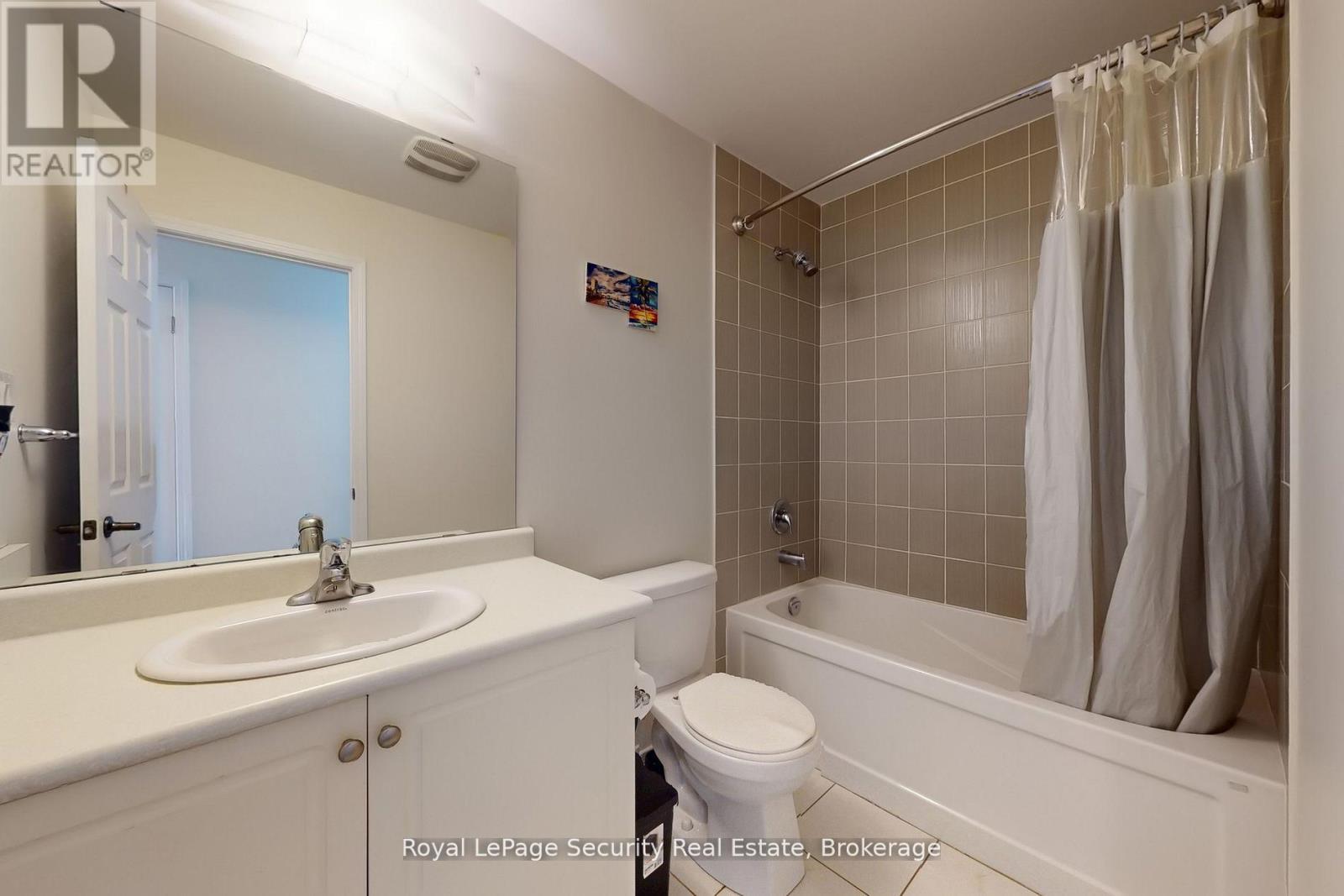 55 Golden Springs Drive, Brampton, Ontario  L7A 0C7 - Photo 32 - W12574640