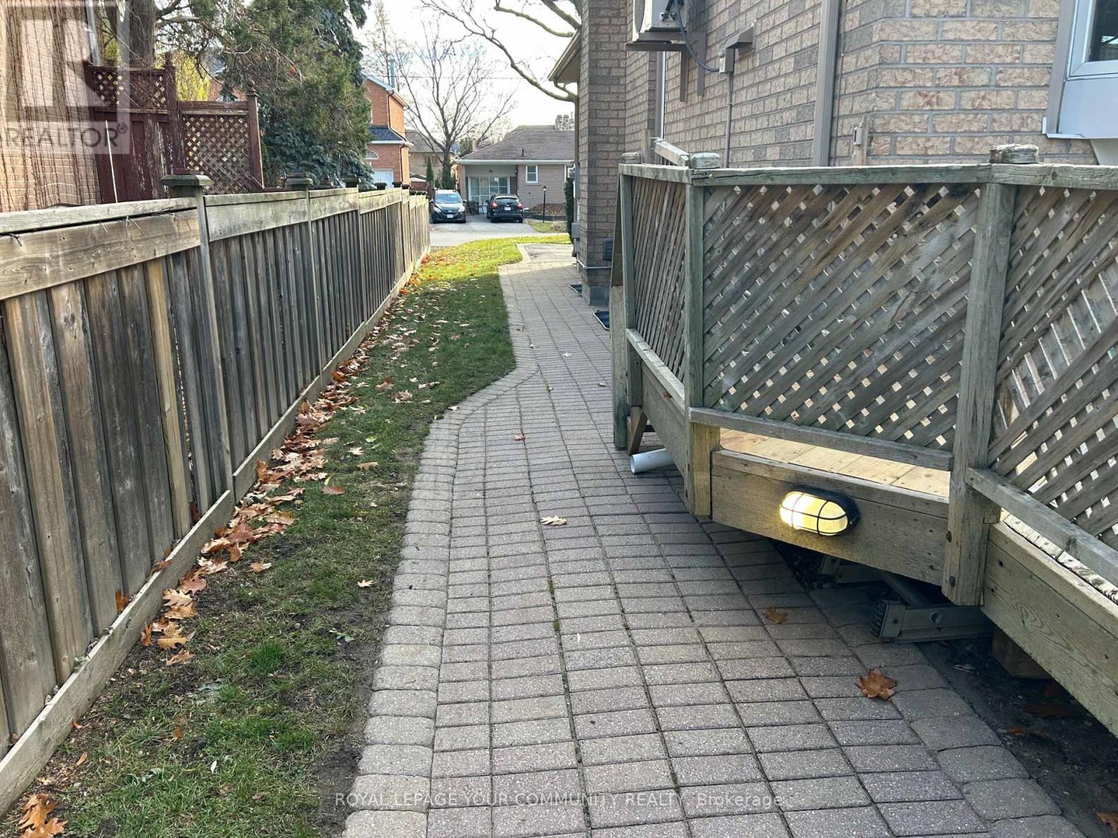 Lower - 2 Rougecrest Drive, Markham, Ontario  L3P 3B6 - Photo 16 - N12587096