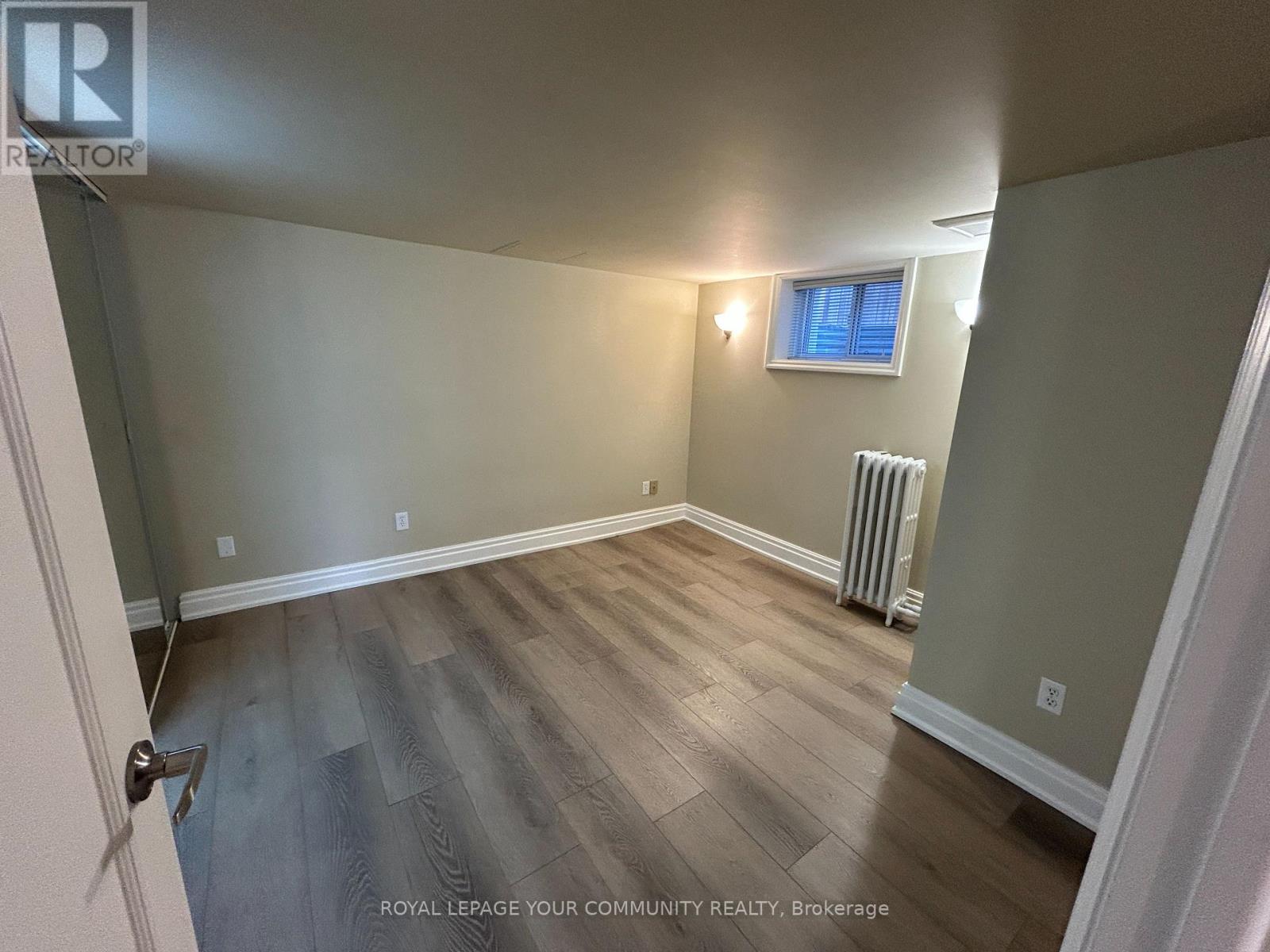 Lower - 2 Rougecrest Drive, Markham, Ontario  L3P 3B6 - Photo 8 - N12587096