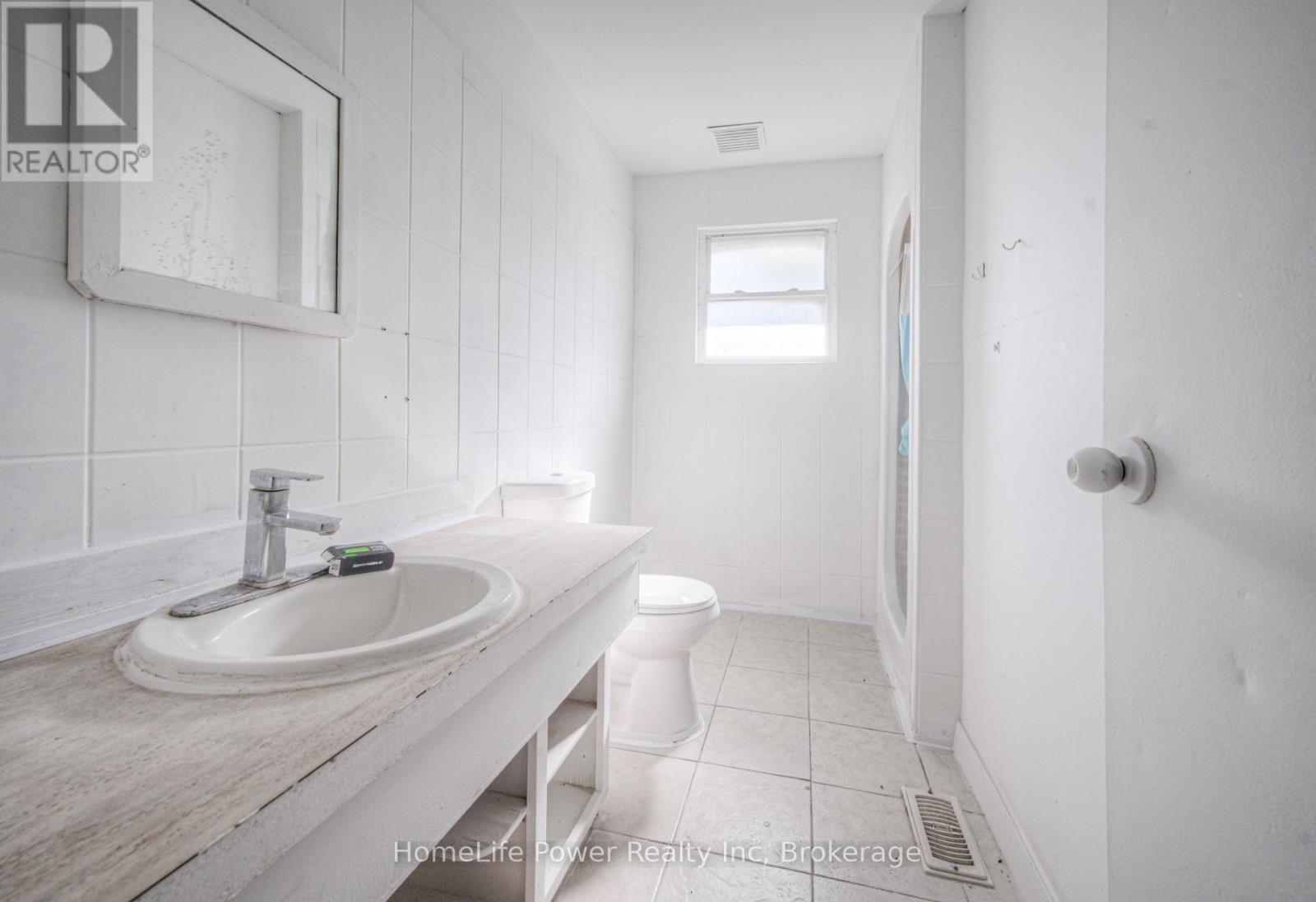 100 Westwood Road, Kitchener, Ontario  N2M 2K6 - Photo 21 - X12587132